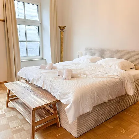 Apartment Fraueneck - Wohnen In Der Altstadt & Parkplatz Koblenz (Rhineland-Palatinate)