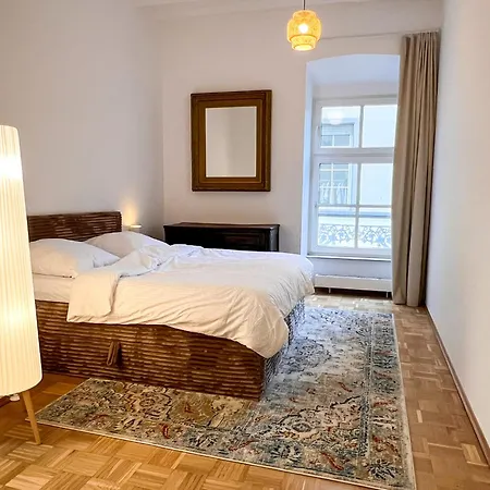 Fraueneck - Wohnen In Der Altstadt & Parkplatz Koblenz (Rhineland-Palatinate)